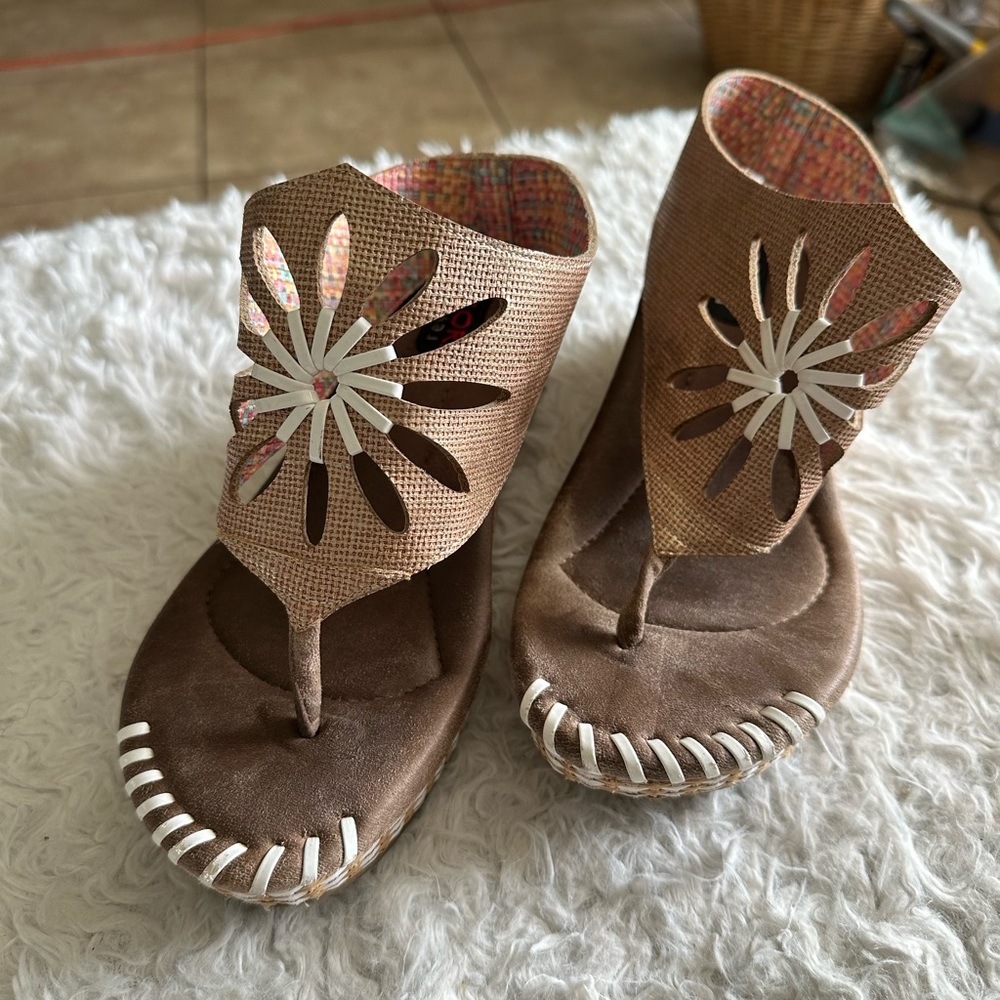 Modzori Reversible Flora-2 Sandals Sz 9 Women Cork Retro Boho Thong Cutout Wedge - Picture 2 of 15